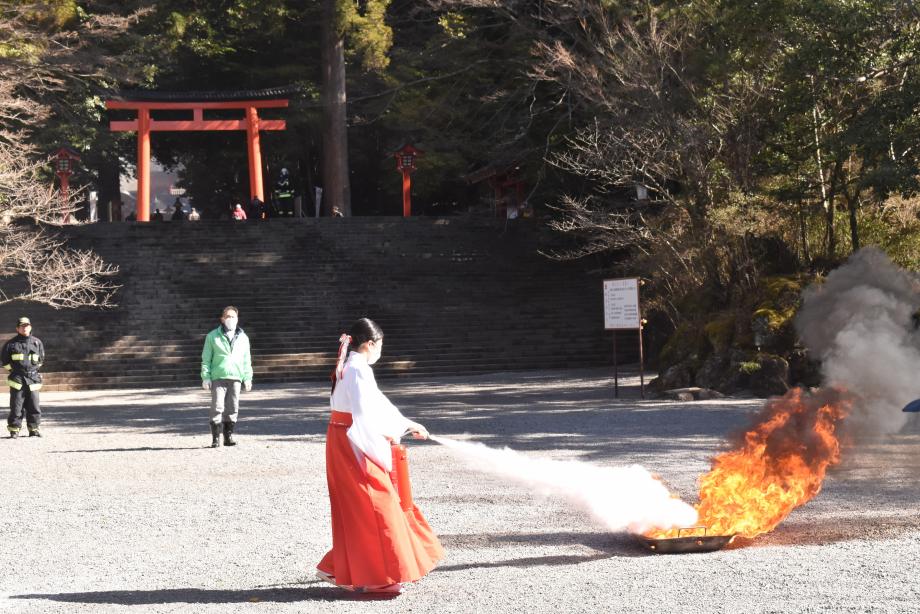 昨年度の様子・消火器訓練