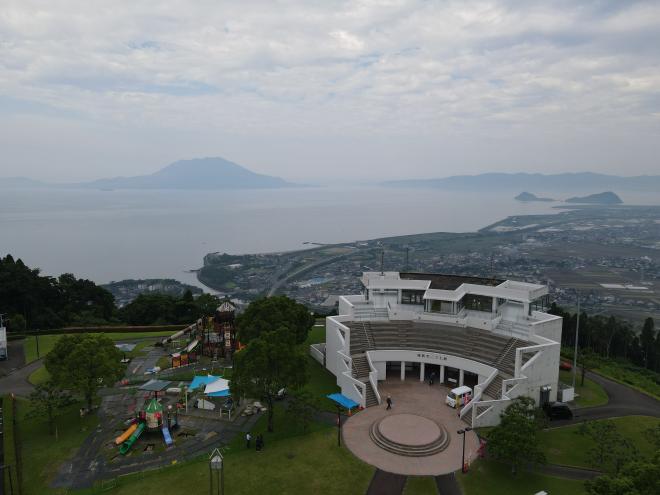 こども館全景